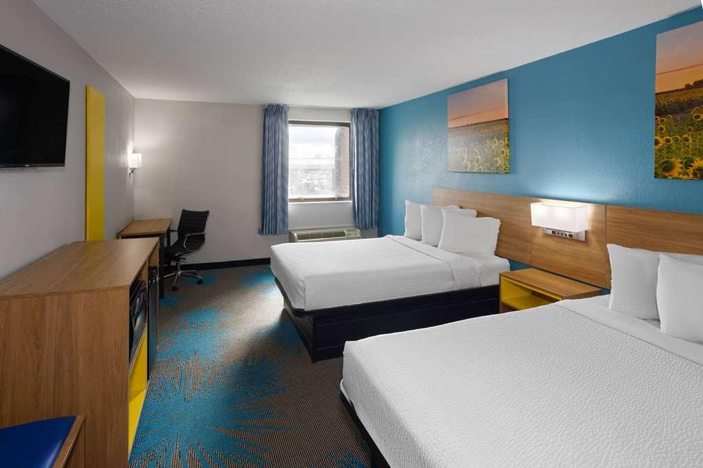 Days Inn & Suites By Wyndham Northwest Indianapolis Pokój zdjęcie